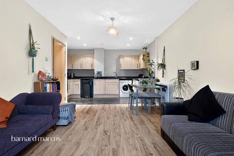 2 bedroom flat for sale, Rye Lane, London