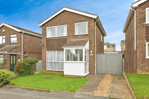 3 bedroom detached house for sale, Sherwood Avenue, Northampton