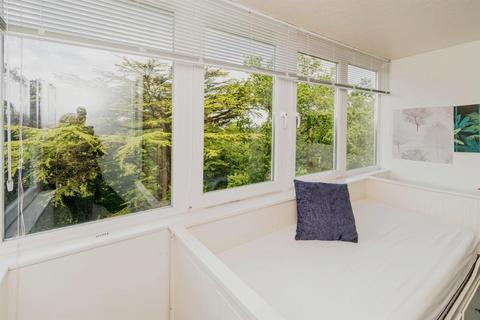 2 bedroom apartment for sale, Bassett Avenue, Southampton