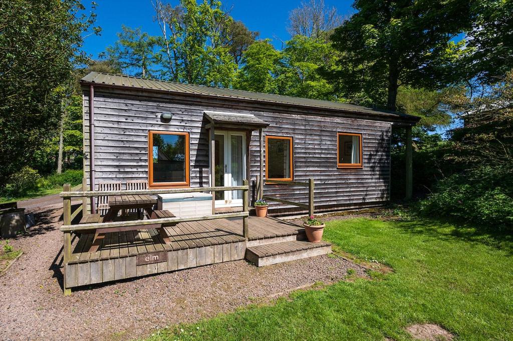Elm Chalet