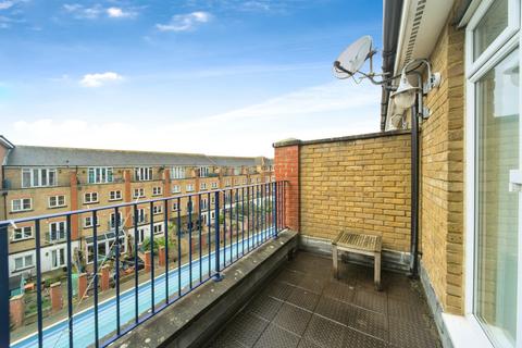 5 bedroom townhouse for sale, Dominica Court, Eastbourne