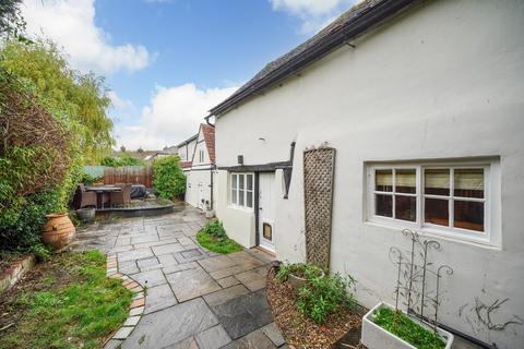 5 bedroom end of terrace house for sale, Station Road, Long Marston, Tring