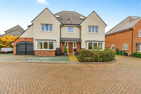 Brickyard Way, Faygate, HORSHAM
