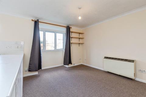 undefined, Findlay Close, Rainham