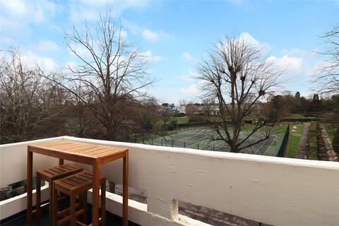 2 bedroom flat for sale, Park Drive, Surrey GU22