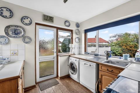 3 bedroom end of terrace house for sale, Wolsey Crescent, Morden