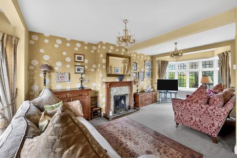 3 bedroom end of terrace house for sale, Wolsey Crescent, Morden