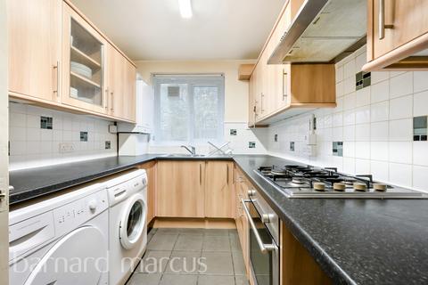 1 bedroom flat for sale, Tildesley Road, London