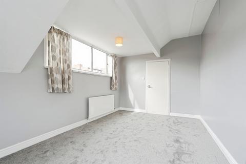 undefined, Roundhay Mount, Leeds