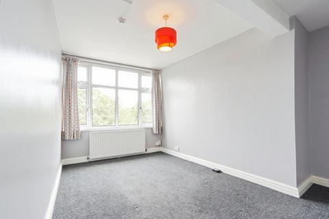 undefined, Roundhay Mount, Leeds