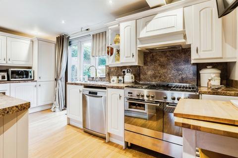 5 bedroom detached house for sale, Ashdene Drive, Crofton, Wakefield
