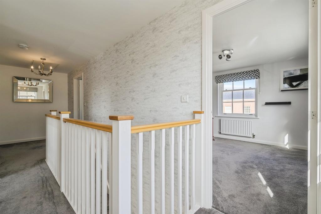 2nd Floor Landing