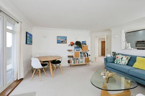 3 bedroom apartment for sale, Dominica Court, Eastbourne