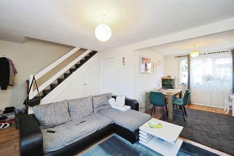 4 bedroom semi-detached house for sale, Christie Drive, Loughborough