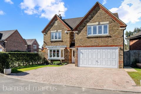 4 bedroom detached house for sale - Bowen Way, Netherne On The Hill, Coulsdon