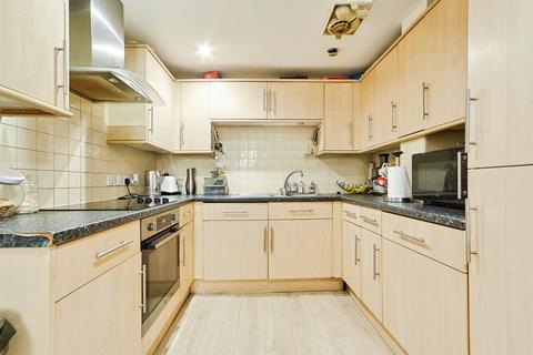 2 bedroom apartment for sale, Mabgate, Leeds