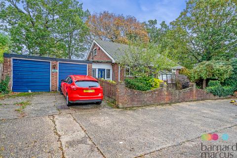 3 bedroom detached house for sale, Friern Park, London