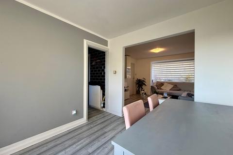 3 bedroom semi-detached house for sale, Crosland Hill Road, Huddersfield
