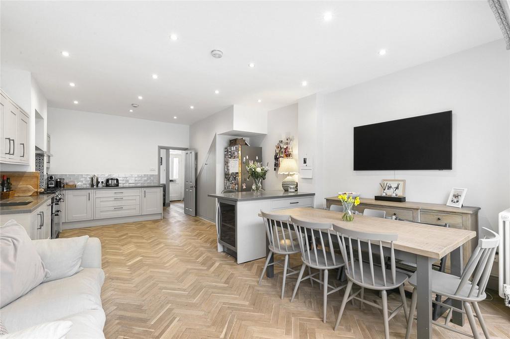 Kitchen/Family Room
