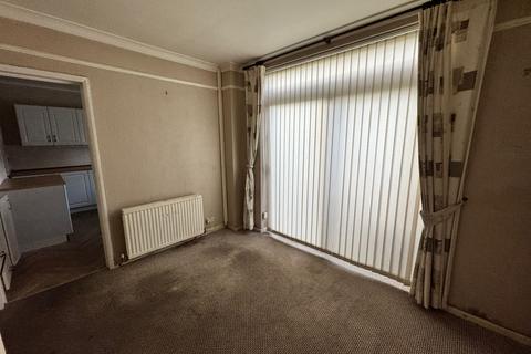 3 bedroom terraced house for sale, Chamberlain Road, Hull