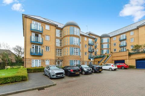 Newland Gardens, Hertford