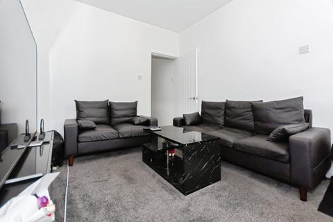 3 bedroom terraced house for sale, Kitchener Road, Selly Park, BIRMINGHAM