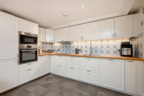 2 bedroom flat for sale, Hermand Crescent, Edinburgh EH11