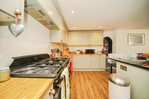 undefined, Main Road, Woodbridge