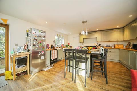 undefined, Main Road, Woodbridge