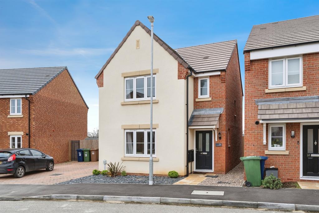 3 bedroom detached house for sale