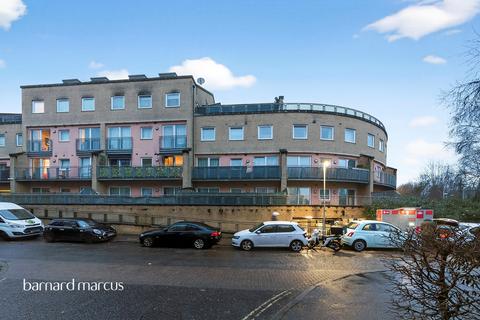 Wooldridge Close, Feltham