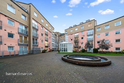 1 bedroom ground floor flat for sale, Wooldridge Close, Feltham