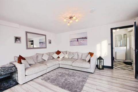 4 bedroom detached house for sale, Middlecroft Drive, Strensall, York