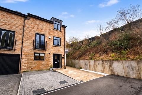 undefined, Cinder Close, Todmorden OL14