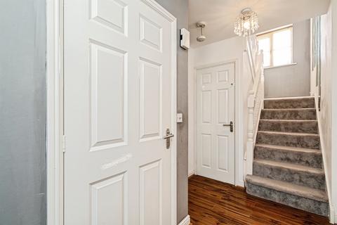 3 bedroom semi-detached house for sale, Horsley Drive, Gorleston, Great Yarmouth