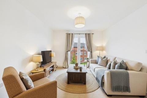 2 bedroom apartment to rent, Lawnhurst Avenue :: Baguley