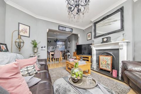 3 bedroom terraced house for sale, Woodbridge Road, Ipswich