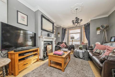 3 bedroom terraced house for sale, Woodbridge Road, Ipswich
