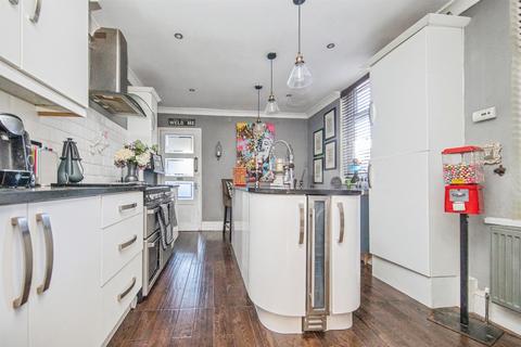 3 bedroom terraced house for sale, Woodbridge Road, Ipswich