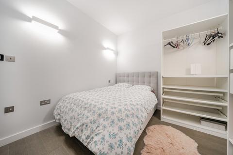 undefined, Everard Close, St. Albans