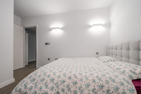 undefined, Everard Close, St. Albans