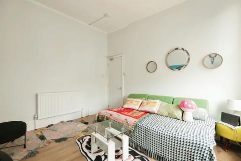 3 bedroom flat for sale, Western Road, St. Leonards-On-Sea
