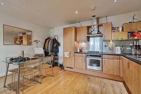2 bedroom apartment for sale, Bowman Lane, Hunslet, Leeds