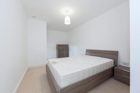 2 bedroom flat to rent, Copenhagen Court, Greenland Place, Yeoman Street, Surrey Quay, London, SE8