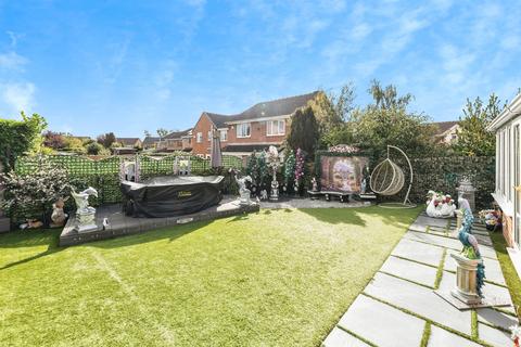 4 bedroom detached house for sale, Spring Close, Kinsley, Pontefract