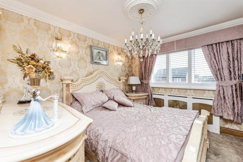 4 bedroom detached house for sale, Spring Close, Kinsley, Pontefract
