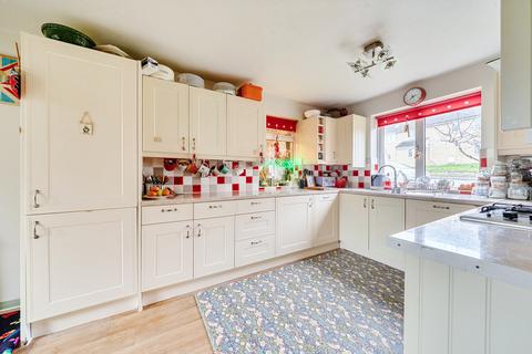 4 bedroom detached house for sale, Borough Close, Stonehouse GL10