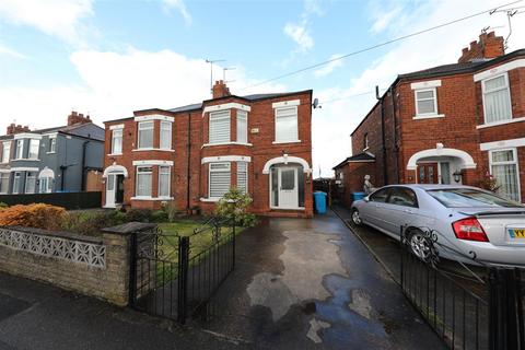 3 bedroom semi-detached house for sale, Woldcarr Road, Hull