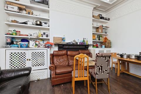 6 bedroom semi-detached house for sale, Balmoral Place, HALIFAX