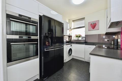 3 bedroom terraced house for sale, St. Johns Road, CHESTERFIELD